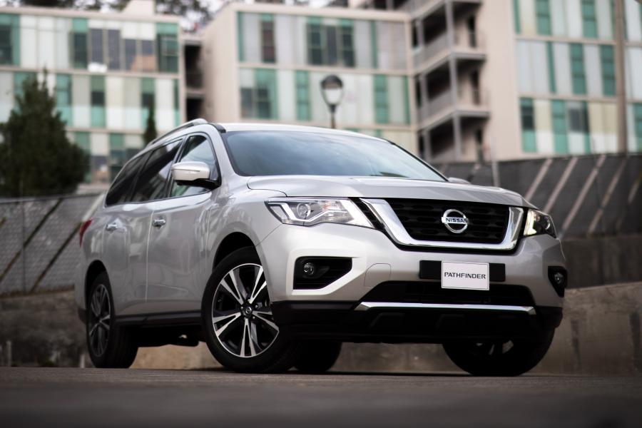Nissan Pathfinder (LA) '2017